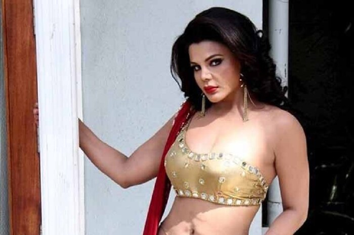 सलमान नेहमी माझं कौतुक करतो असं असताना आता माझी बदनामी तो सहनच कशी करू शकतो असंही तिने म्हटलंय. 