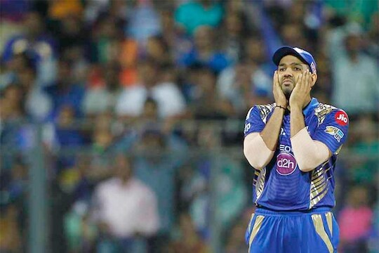 IPL 2020 : रोहितच्या अडचणी वाढल्या, पहिल्यांदाच मुंबई इंडियन्सच्या तिजोरीत खडखडाट