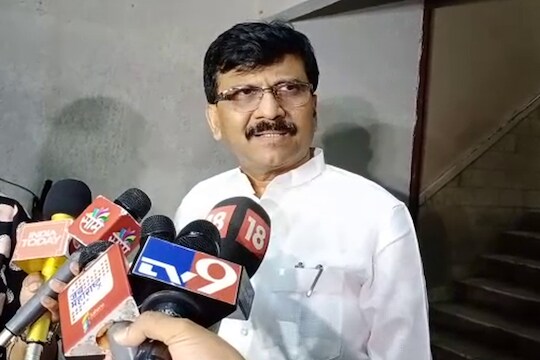 डॉक्टरांच्या विधानावरून संजय राऊतांचे स्पष्टीकरण, भाजपला लगावला सणसणीत टोला