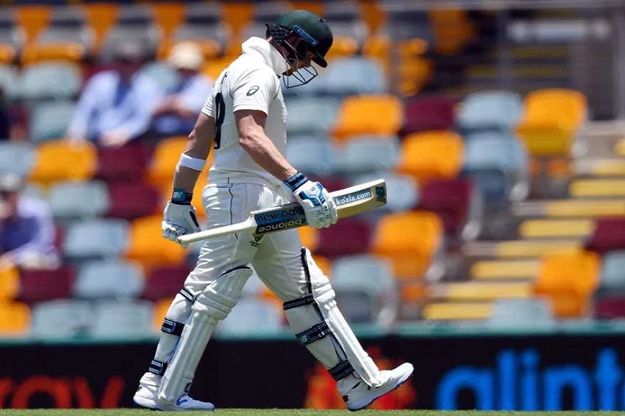 फ्लॉप खेळी लागली जिव्हारी, स्टार क्रिकेटपटूनं स्वत:लाच केली शिक्षा