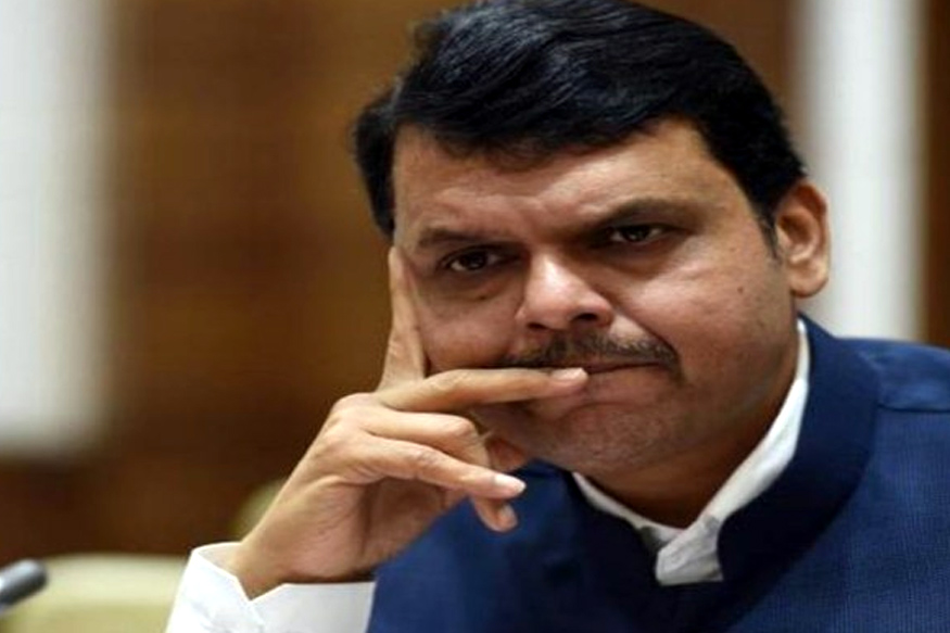 भाजपला धक्का, फडणवीसांचे निकटवर्तीय खासदार राष्ट्रवादीच्या वाटेवर - सूत्र