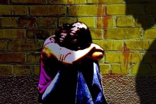 'मी रोज गिऱ्हाईक शोधण्यासाठी बाहेर पडतो, नाहीतर मी मरेन' सेक्स वर्करची धक्कादायक कहानी