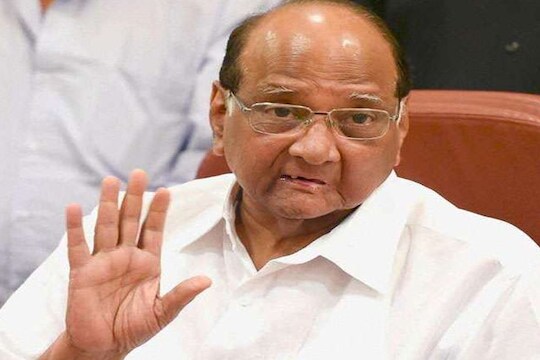 शरद पवारांचे एका दगडात दोन पक्षी, सत्तास्थापनेच्या दाव्यावर फडणवीसांनाही टोला