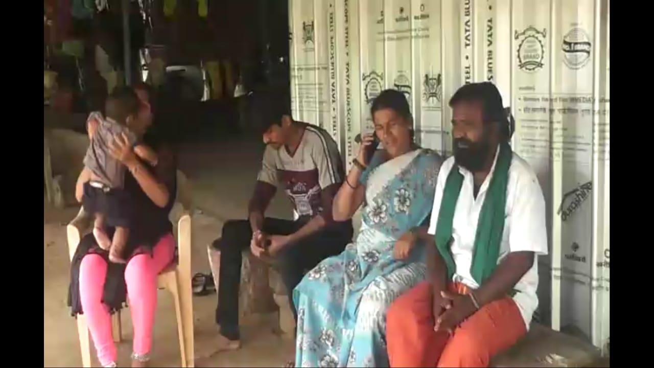 मोदींनी शेतकऱ्यांसाठी बऱ्याच योजना सुरू केल्या. त्यांनी सुरु केलेल्या प्रधानमंत्री कृषी सन्मान योजनेमुळे शेतकऱ्यांना फायदा झाला. भारताचा विकास करण्यासाठी त्यांचा जन्म झाला आहे अशीही पी. शंकर यांनी प्रतिक्रिया दिली आहे. मोदींनी शेतकऱ्यांसाठी बऱ्याच योजना सुरू केल्या. त्यांनी सुरु केलेल्या प्रधानमंत्री कृषी सन्मान योजनेमुळे शेतकऱ्यांना फायदा झाला. भारताचा विकास करण्यासाठी त्यांचा जन्म झाला आहे अशीही पी. शंकर यांनी प्रतिक्रिया दिली आहे.
