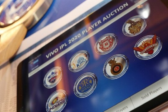 IPL Auction 2020 : ‘विराट’वर लागली 1.90 कोटींची बोली, या संघाकडून खेळणार IPL