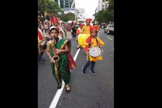 Christmas 2019: अरे आवरा! व्हायरल होतोय Jingle Bellsचा पुणेरी पॅटर्न, ढोल-ताशांवरचा VIDEO बघाच