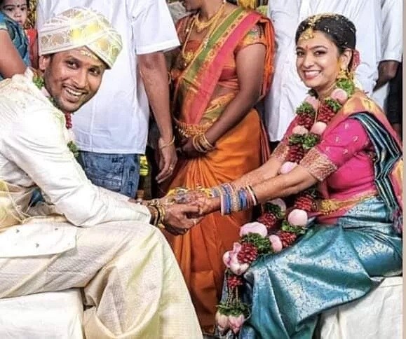 लग्नाच्या आधी झालेल्या सय्यद मुश्ताक अली ट्रॉफीत कृष्णप्पा गौतमने संघाच्या विजयात महत्वाची भूमिका बजावली होती. लग्नाच्या आधी झालेल्या सय्यद मुश्ताक अली ट्रॉफीत कृष्णप्पा गौतमने संघाच्या विजयात महत्वाची भूमिका बजावली होती.