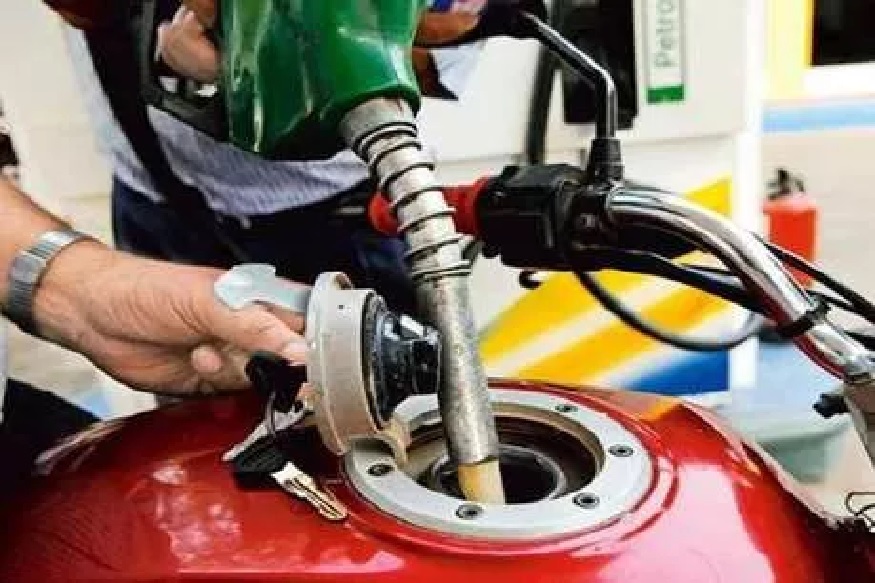 वाहनधारकांसाठी मोठी खूशखबर! पेट्रोल प्रतिलीटर 50 रुपये दराने मिळणार