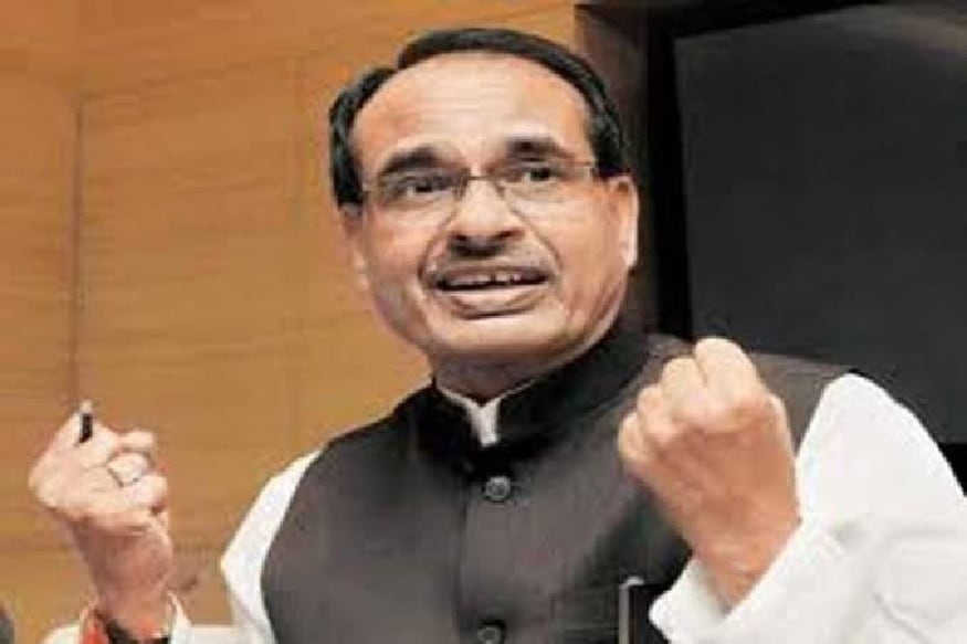 मध्य प्रदेशचे माजी मुख्यमंत्री शिवराजसिंह चौहान यांनीही त्यांच्या ट्विटर अकाउंटवर लिहिलं आहे, 'The Common Man of Madhya Pradesh' मध्य प्रदेशचे माजी मुख्यमंत्री शिवराजसिंह चौहान यांनीही त्यांच्या ट्विटर अकाउंटवर लिहिलं आहे, 'The Common Man of Madhya Pradesh'