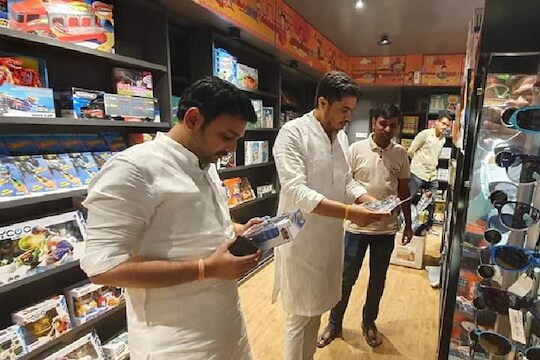 रोहित पवारांचं एक असंही रूप, फेसबुक पोस्टने केलं सगळ्यांना भावूक...