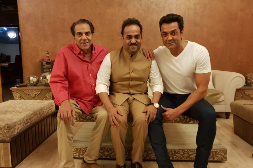 भाजपचे सहयोगी खासदार संजय काकडेंची धर्मेंद्र यांच्याविरोधात कोर्टात धाव