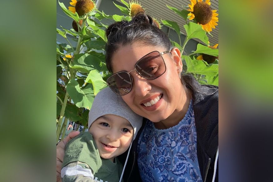 ...जेव्हा गायिका सुनिधी चौहानचा मुलगा तिला गाण्यात साथ देतो, पाहा VIRAL VIDEO