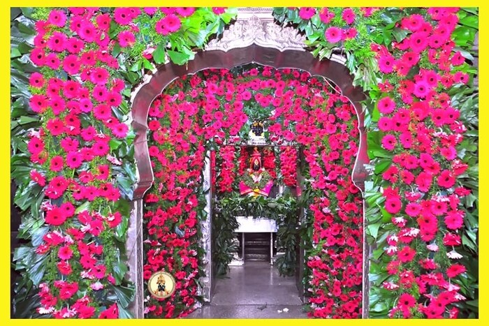 रूप पाहतां लोचनीं, सुख जालें वो साजणी