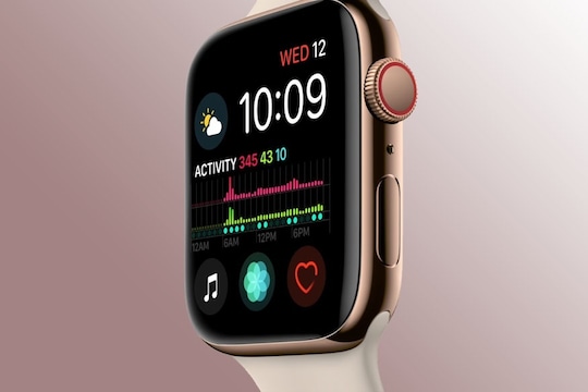 रुग्णालयाने दिले नॉर्मल रिपोर्ट पण Apple Watch मुळे समोर आली धक्कादायक माहिती