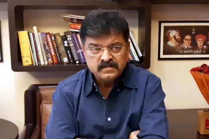 शस्त्रक्रिया झालेले उद्धव ठाकरे सेनापतीप्रमाणे लढत आहेत, जितेंद्र आव्हाड यांची भावनिक पोस्ट