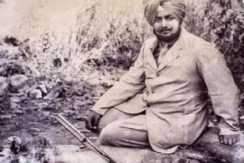 इंग्रजाच्या काळात या महाराजांचा खूप थाट होता. भारतातील ते पहिले राजे होते, ज्यांच्याजवळ त्या वेळी स्वत:चं विमान होतं. 1940 पर्यंत भारतीय संघाचा संपूर्ण खर्च महाराज उचलत होते. त्या बदल्यात त्यांना भारतीय संघाचा कर्णधार बनवलं गेलं होतं.