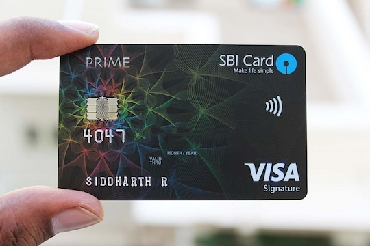 SBI ग्राहकांसाठी खूशखबर, आता डेबिट कार्ड खिशात घेऊन फिरण्याची गरज नाही