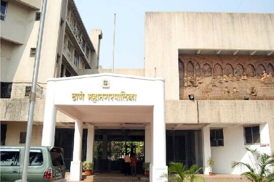 ठाणे पालिकेच्या 'या' विभागाला लागू शकते आग, भाजप नगरसेवकाचा आरोप