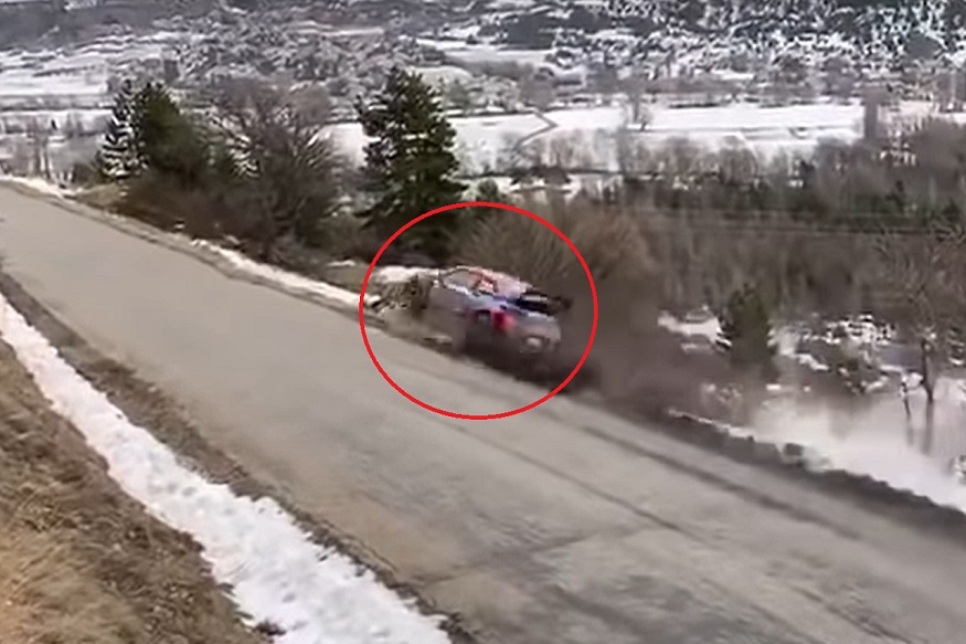 VIDEO : 185 किमी स्पीडनं गाडी हवेत उडाल्याने भयंकर अपघात, पुढे जे घडलं...