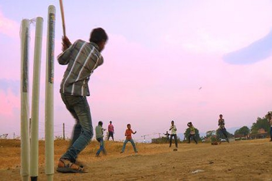 क्रिकेट खेळताना भांडण गेलं टोकाला, पोटात बुक्की मारल्याने 10 वर्षाच्या मुलाचा मृत्यू