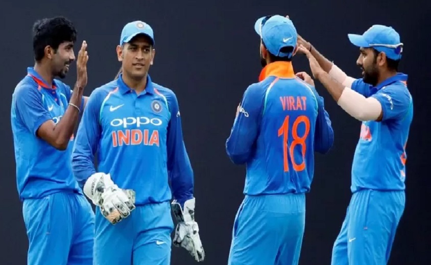 विराट, रोहित आणि बुमराहची चांदी; तर धोनीला दररोज 2 लाखांचा फटका