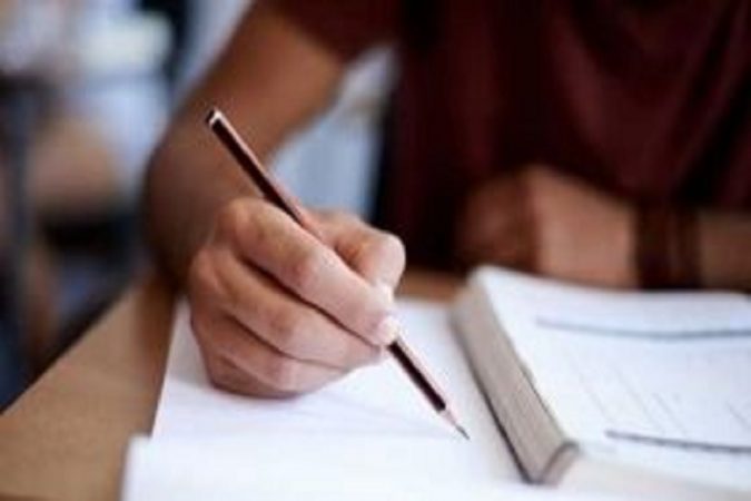 अचूक लिहिण्याची सवय लावा-बोर्डाच्या परीक्षेमध्ये अचूक आणि सुटसुटीत छान लिहा. जितकी खाडाखोड आणि नको असलेला फापटपसारा लिहिण्यात आपला वेळ वाया जातो अचूक लिहिण्याची सवय लावा-बोर्डाच्या परीक्षेमध्ये अचूक आणि सुटसुटीत छान लिहा. जितकी खाडाखोड आणि नको असलेला फापटपसारा लिहिण्यात आपला वेळ वाया जातो