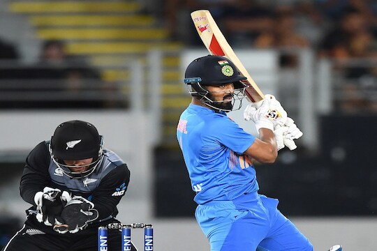 India vs New Zealand 1st T20 : विराटसेनेचा विजयी शुभारंभ! टीम इंडियानं 6 विकेटनं जिंकला सामना