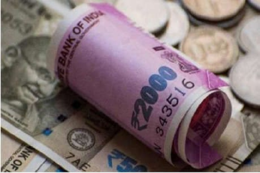 व्यवहारात जास्त किंमतीच्या नोटा नसाव्यात असं म्हटलं जातं. अशा नोटा असल्या तर काळापैसा जास्त साठवला जातो असं म्हटलं जातं.