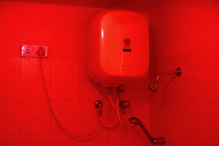 गॅस गिझर झाला मुत्यूचा सापळा, पुण्यात तरुणाचा मृत्यू