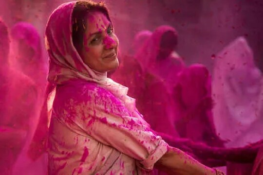 अभिनेत्री नीना गुप्तांचा 'हा' सिनेमा Oscar च्या शर्यतीत, ट्विटरवर व्यक्त केल्या भावना