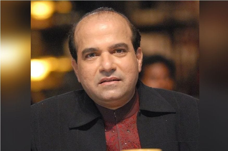 गेली अनेक वर्ष रसिकांच्या मनावर ज्यांच्या सुरांनी अधिराज्य गाजवलं ते ज्येष्ठ गायक सुरेश वाडकर यांना यंदाचा देशातील अत्यंत मानाचा मानला जाणारा पद्मश्री पुरस्कार जाहीर झाला आहे. सुरेश वाडकर यांना त्यांच्या संगीतातील योगदानासाठी हा पुरस्कार देण्यात आला. यानिमित्तानं त्यांच्या शिरपेचात आणखी एक मानाचा तुरा खोवला गेला. गेली अनेक वर्ष रसिकांच्या मनावर ज्यांच्या सुरांनी अधिराज्य गाजवलं ते ज्येष्ठ गायक सुरेश वाडकर यांना यंदाचा देशातील अत्यंत मानाचा मानला जाणारा पद्मश्री पुरस्कार जाहीर झाला आहे. सुरेश वाडकर यांना त्यांच्या संगीतातील योगदानासाठी हा पुरस्कार देण्यात आला. यानिमित्तानं त्यांच्या शिरपेचात आणखी एक मानाचा तुरा खोवला गेला.