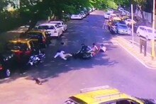 ट्रिपल सीट येणाऱ्या तरुणांनी वाहतूक पोलिसाला उडवलं, धक्कादायक VIDEO