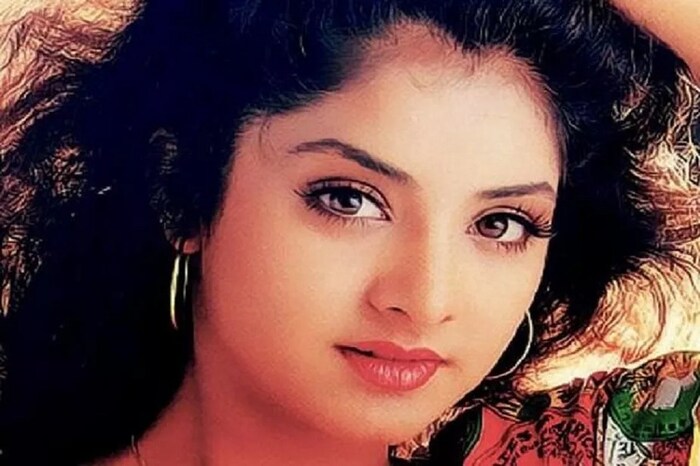 बॉलिवूड अभिनेत्री दिव्या भारतीचा वयाच्या १९व्या वर्षी अपार्टमेंटच्या खिडकीतून पडून मृत्यू झाला होता. त्यानंतर तिच्या मृत्यूचं कोडं उलगडलंच नाही. दिव्याला लुल्ला आणि बिल्डिंगमध्ये राहाणाऱ्या दिग्दर्शक व्ही मेनन यांनी कूपर रुग्णालयात दाखल केलं. मात्र डॉक्टरांना तिचा जीव वाचवण्यात अपयश आलं