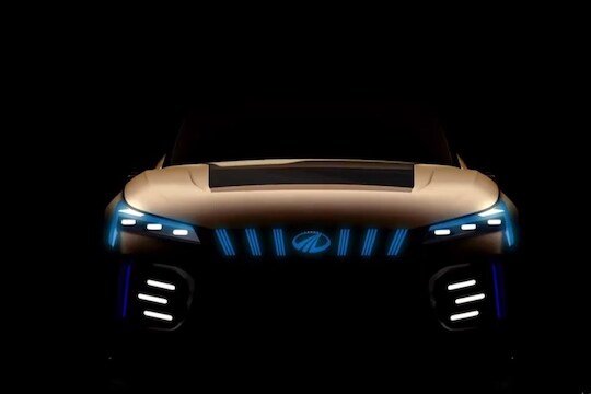 लवकरच येणार महिंद्राची इलेक्ट्रिक SUV; Teaser पाहूनच कराल गाडी बुक