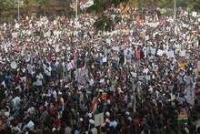 CAA आणि NRC विरोधात विराट मोर्चा, आझाद मैदानात प्रचंड गर्दी
