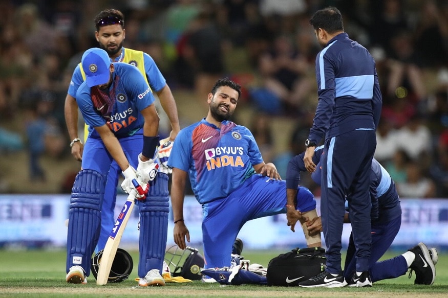 सध्या क्रिकेटपटूंना सतत क्रिकेट खेळावे लागत आहे. परिणामी त्यांच्या फिटनेसवर याचा थेट परिणाम होतो. त्यामुळं खेळाडूंना बऱ्याचवेळा दुखापतींना सामोरे जावे लागते. सध्या क्रिकेटपटूंना सतत क्रिकेट खेळावे लागत आहे. परिणामी त्यांच्या फिटनेसवर याचा थेट परिणाम होतो. त्यामुळं खेळाडूंना बऱ्याचवेळा दुखापतींना सामोरे जावे लागते.