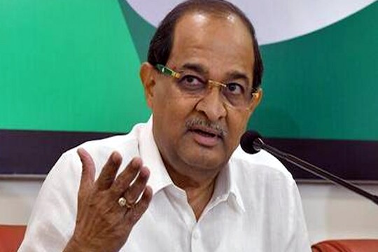 काँग्रेस सत्तेसाठी लाचार, जनाची नाही..मनाची असेल तर बाहेर पडा,  विखे पाटलांची खोचक टीका