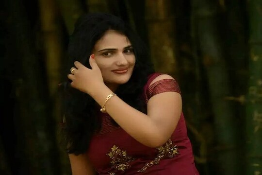 हुंड्याने घेतला गायिकेचा बळी, सासरच्या जाचाला कंटाळून केली आत्महत्या