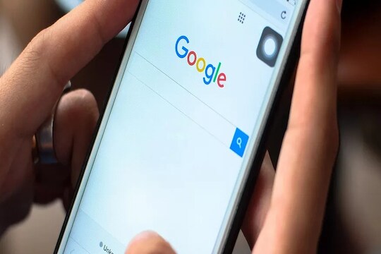 Google च्या एका क्लिकवर करा फोन रिचार्ज, अँड्रॉइड यूजर्ससाठी आलं नवं फीचर