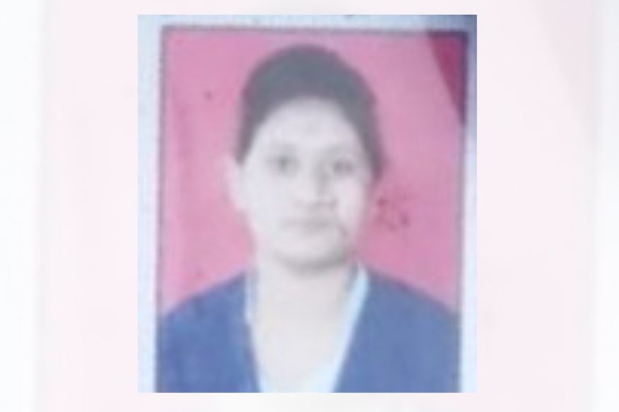 कॉलेज तरूणीच्या हत्या प्रकरणाला धक्कादायक वळण, आईने पोलिसांवरच केला गंभीर आरोप