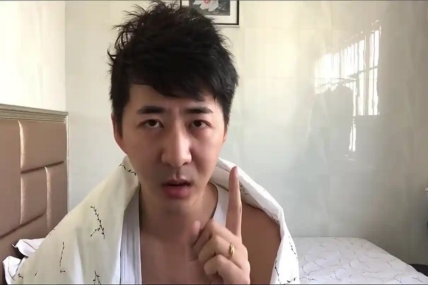 #Coronovirus: कोरोना प्रकरणाची पोलखोल करणारा पत्रकार बेपत्ता, आईने व्यक्त केली भीती