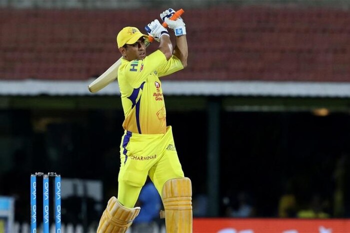 धोनीला संघात पुन्हा जागा मिळवण्यासाठी आता आयपीएलचा पर्याय उरला आहे. दुसरीकडे धोनीचा अनुभव विराटसाठी महत्त्वाचा असेल. धोनीच्या चेन्नई संघाने आतापर्यंत तीनवेळा आयपीएलचे विजेतेपद मिळवले आहे. मात्र संघात जागा मिळवण्यासाठी त्यालाही आयपीएलमध्ये चांगली खेळी करावी लागेल. 