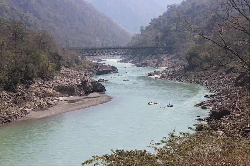 ऋषिकेश - उत्तराखंड वसलेलं हे ठिकाण तुम्हाला वेडंच लावेल. अशा ठिकाणी तुमचा जोडीदार तुमच्या सोबत असेल तर क्या बात ! ऋषिकेश - उत्तराखंड वसलेलं हे ठिकाण तुम्हाला वेडंच लावेल. अशा ठिकाणी तुमचा जोडीदार तुमच्या सोबत असेल तर क्या बात !