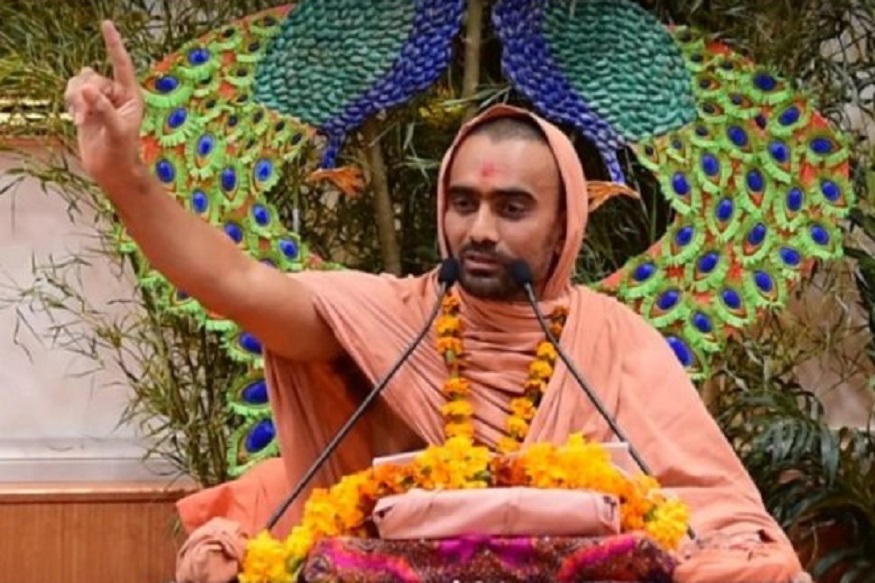 'मासिक पाळीच्या काळात स्वयंपाक केला तर पुढचा जन्म कुत्रीचा', स्वामींची मुक्ताफळं