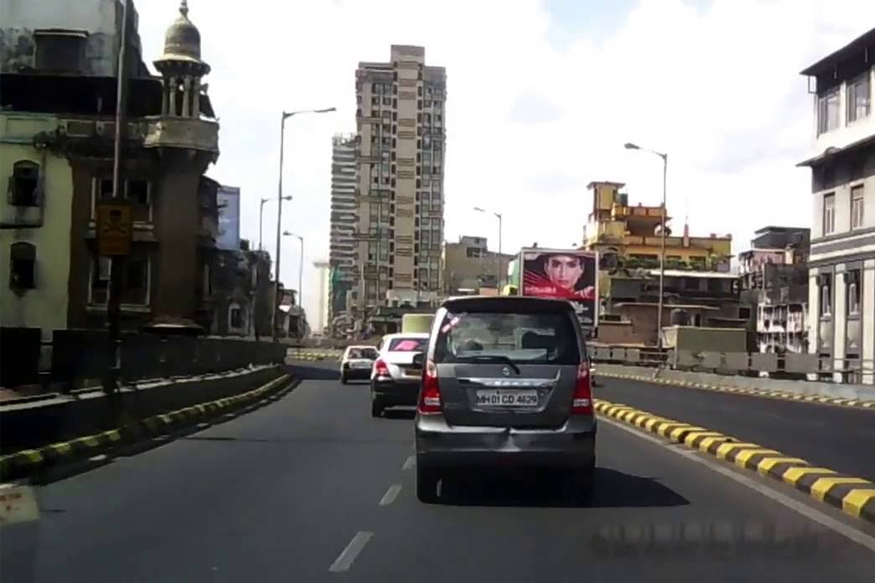 मुंबईत सुसाट गाडी चालवणार असाल तर सावधान, आपोआप घरी येईल पावती!