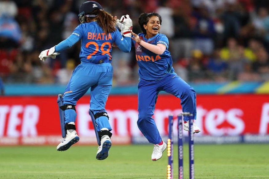 वडिलांनी क्रिकेट खेळू दिलं नाही म्हणून गेली पळून आणि...