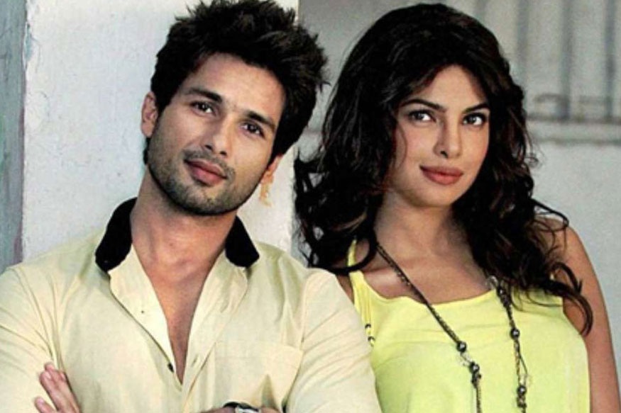 प्रियांका चोप्राच्या घरी पडली होती IT विभागाची धाड, उघडला होता शाहिदनं दरवाजा