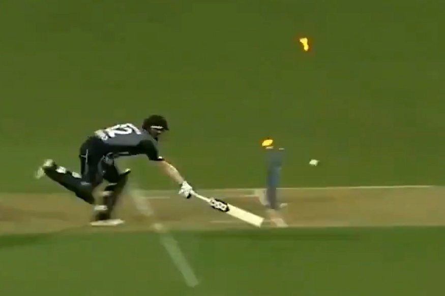 VIDEO : कोहलीच्या रॉकेट थ्रोने किवींच्या तोंडचा घास पळवला, 'त्या' रनआऊटने बदलला सामना