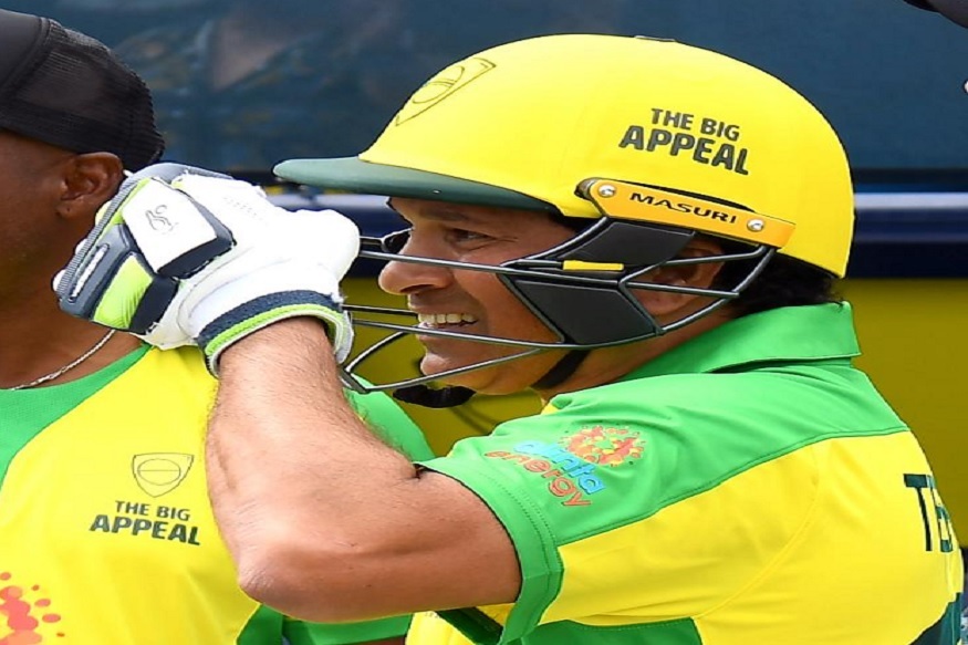 VIDEO : ऑस्ट्रेलियाचं चॅलेंज स्वीकारत मास्टर-ब्लास्टर उतरला मैदानात, बॅटने असं दिलं उत्तर