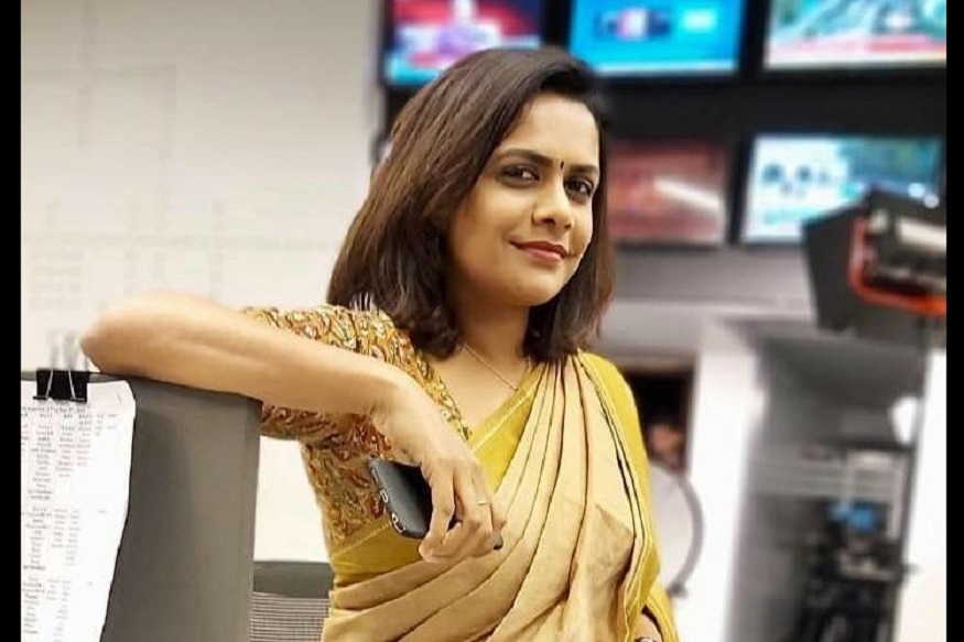 अचानक समोर आलेली स्वत:बद्दलची बातमी वाचताना न्यूज अँकर झाली नि:शब्द, व्हिडीओ VIRAL